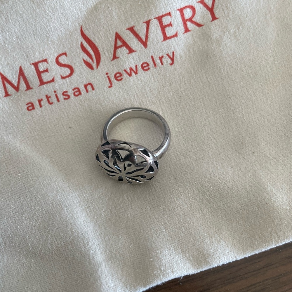 RETIRED James Avery Moroccan ring
